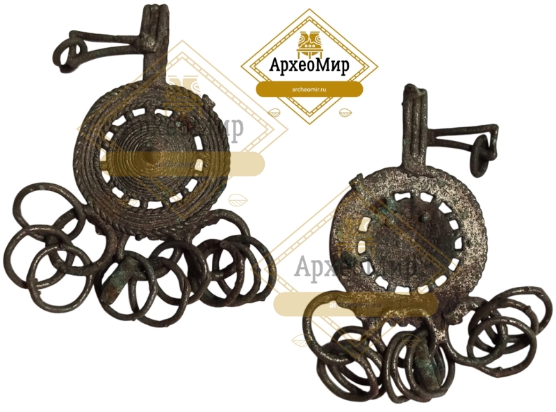 Умбоновидная височная привеска с кольцами, дьяковская культура, ранний железный век, ржв